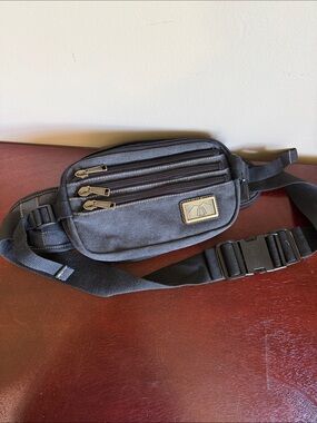 Charcoal Canvas Waistbag NWOT